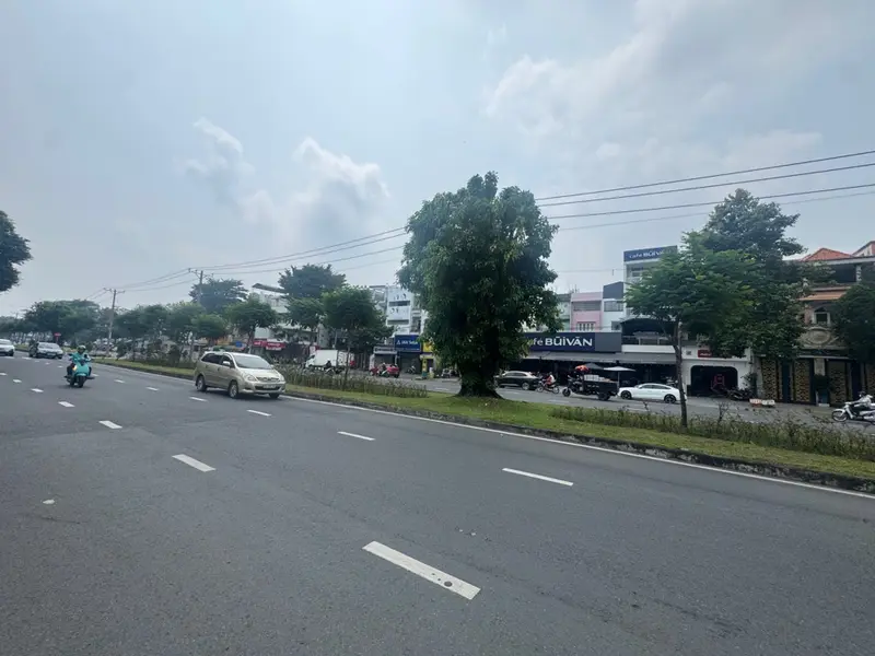 Bán nhà mặt phố quận Bình Tân, nhà 4 tầng mặt tiền 5m, vị trí kinh doanh sầm uất... Bán nhà mặt phố tại An Lạc, Hồ Chí Minh 01