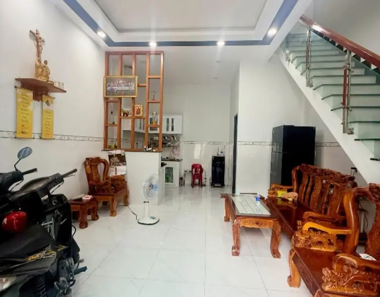👉BÌNH TÂN -ĐƯỜNG SỐ 4 HẠ CÒN $4.45 TL
👉DT:40 M2( 5× 8)
👉 Kết cấu: 1 trệt, 1 lầu mới đẹp đúc BTCT... Bán nhà riêng tại Bình Hưng Hòa, Hồ Chí Minh 01