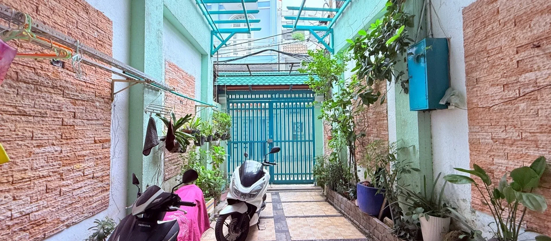 Nhà 3 tầng rộng 116m² tại quận Gò Vấp, phù hợp kinh doanh và ở... Bán nhà riêng tại Hạnh Thông, Hồ Chí Minh 01