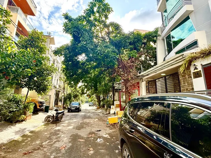 Bán nhà 4 tầng 90m2 mặt phố Phạm Văn Đồng giá 14,5 tỷ... Bán nhà mặt phố tại Hiệp Bình, Hồ Chí Minh 01