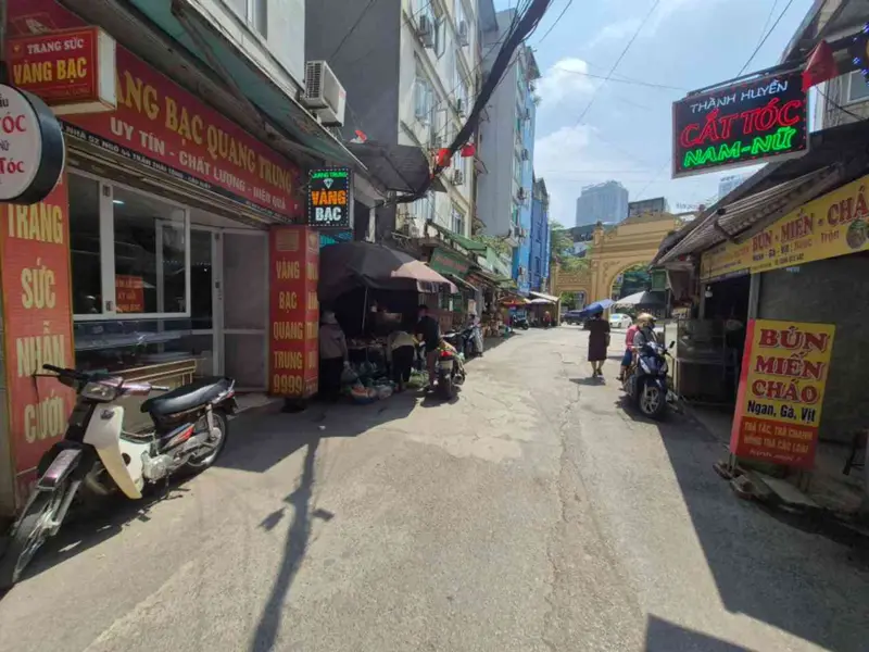 Phân Lô hiếm Trần Thái Tông
Kinh doanh Văn Phòng tốt, có bán hầm... Bán văn phòng tại Cầu Giấy, Hà Nội 01