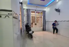 Nhà lô góc 2 tầng thoáng mát, hẻm thông các ngã, giá tốt... Bán nhà riêng tại Nhiêu Lộc, Hồ Chí Minh 03