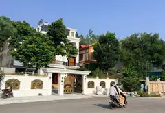 Bán khách sạn 7 tầng mới tại Bãi Cháy với 12 phòng tiện nghi và doanh thu ổn định... Bán nhà mặt phố tại Bãi Cháy, Quảng Ninh 02