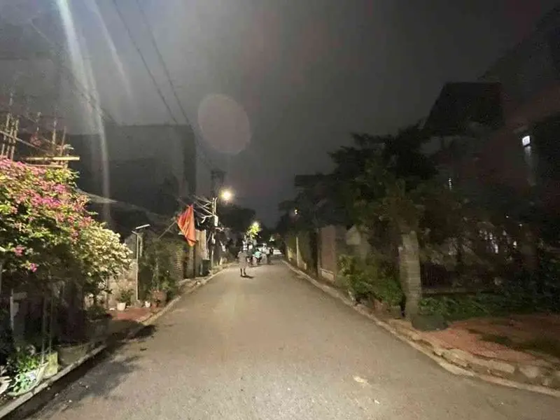 Nhà Lô Góc 3 Tầng Sang Trọng, Gara Ô Tô, Nội Thất Chất Lượng... Bán nhà riêng tại Gia Lâm, Hà Nội 01