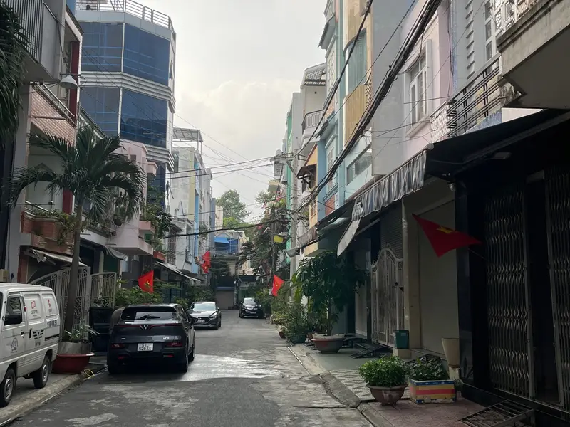 Nhà đẹp 4 tầng view công viên, giảm giá sốc tại Lạc Long Quân... Bán nhà riêng tại Tân Hòa, Hồ Chí Minh 01