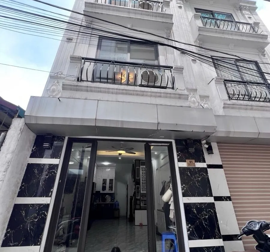 Bán nhà riêng 5 tầng tại 211 Bát Khối Hà Nội, thiết kế hợp lý, pháp lý cơ sở hạ tầng... Bán nhà riêng tại Long Biên, Hà Nội 01