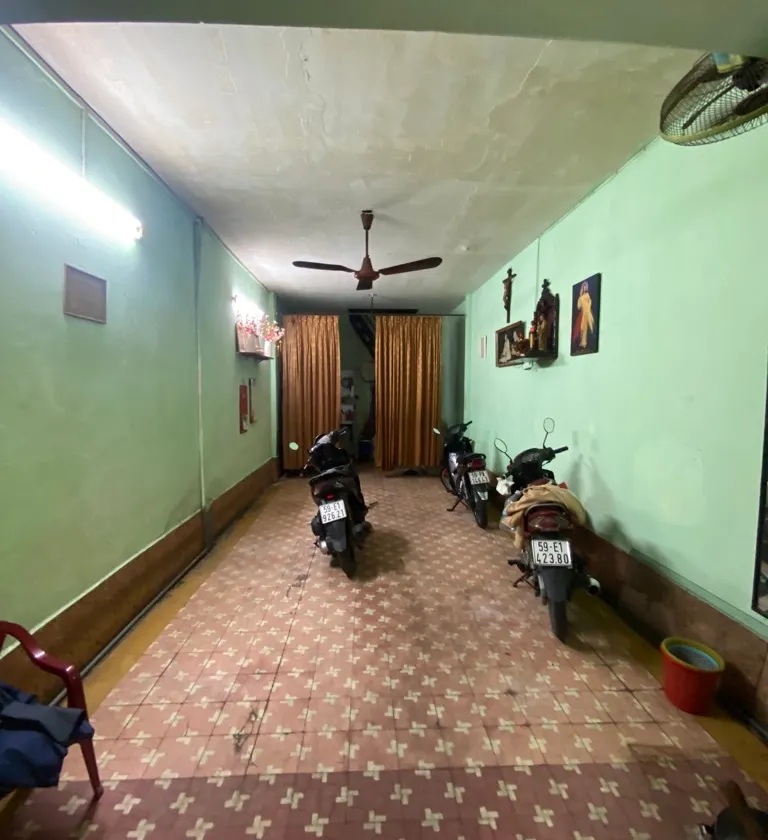 Nhà 2 tầng 3 PN hướng Đông Bắc ở Phú Nhuận giá 9.1 tỷ... Bán nhà riêng tại Phú Nhuận, Hồ Chí Minh 01