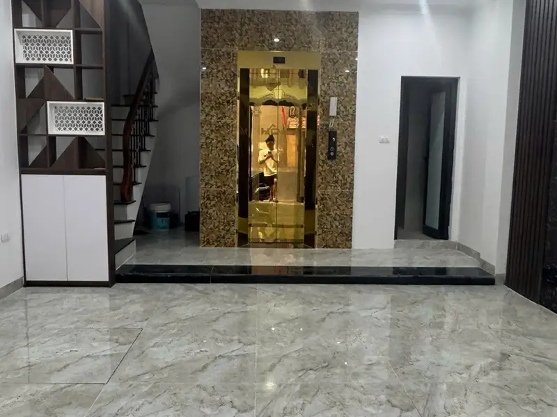 Bán nhà riêng 7 tầng mới xây tại quận Tây Hồ, diện tích 40m2, thang máy hiện đại... Bán nhà riêng tại Tây Hồ, Hà Nội 01