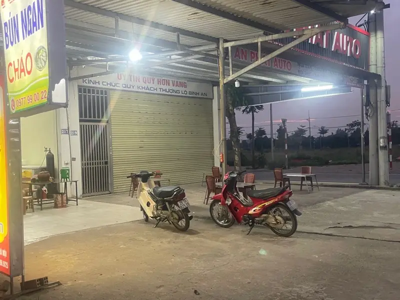Bất động sản mặt phố đắt giá tại Thanh Xuân, Sóc Sơn... Bán nhà mặt phố tại Nội Bài, Hà Nội 01