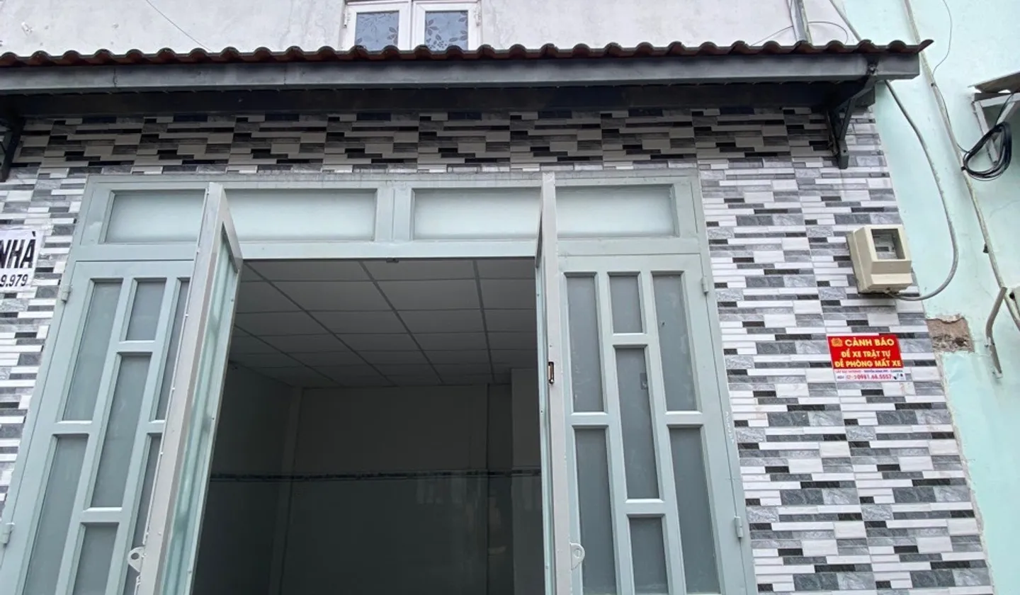 Cơ hội hiếm có sở hữu nhà nhỏ xinh ngay Phan Văn Hớn, giá cực tốt... Bán nhà riêng tại Bà Điểm, Hồ Chí Minh 01