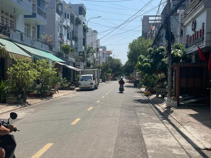 Bán nhà mặt phố Tân Phú, diện tích 52,5m2, pháp lý có sổ... Bán nhà mặt phố tại Phú Thạnh, Hồ Chí Minh 01