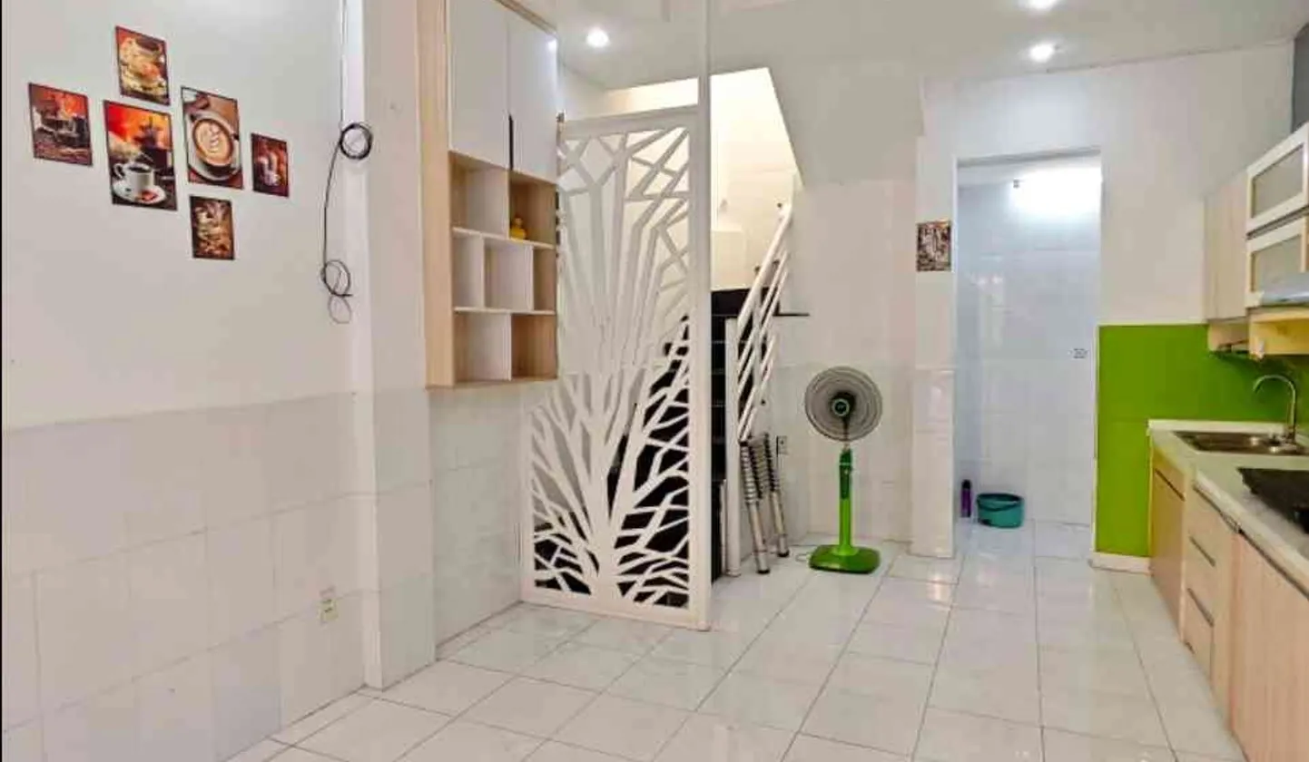 Nhà 2 tầng 33m2 gần sân bay Tân Sơn Nhất, Gò Vấp... Bán nhà riêng tại Hạnh Thông, Hồ Chí Minh 01