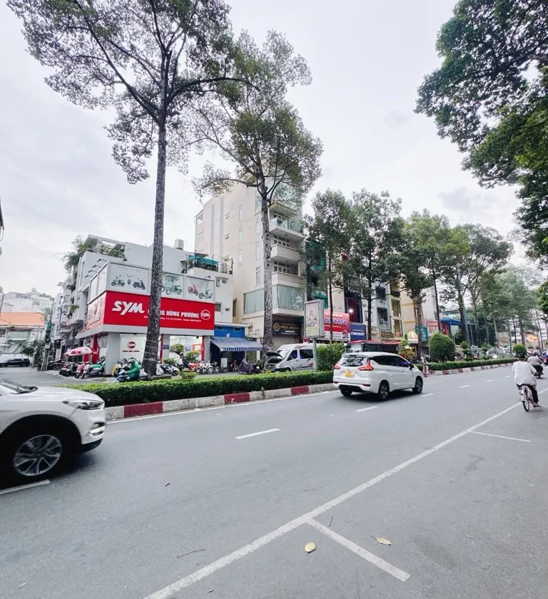 Bán nhà mặt phố 7 tầng phường 4 quận 5 diện tích 162m2 pháp lý rõ ràng... Bán nhà mặt phố tại An Đông, Hồ Chí Minh 01