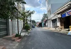 - Nhà 3 tầng BTCT có 3 PN 4WC, 1 sân thượng phía trước tầng 3 Mái BTCT.... Bán nhà riêng tại Bình Thới, Hồ Chí Minh 13