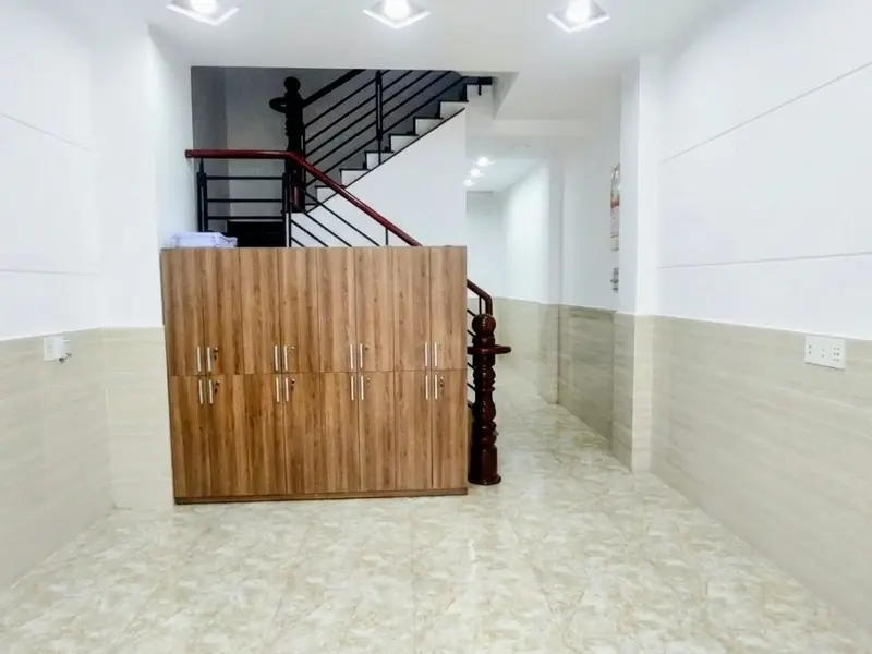 Nhà Tân Bình - Thiên Phước, 5 tầng ở ngay - KD CHDV, ngang 4m - dài 11m - hơn 7 tỷ... Bán nhà riêng tại Tân Hòa, Hồ Chí Minh 01