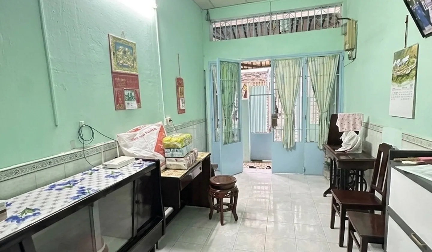 Cơ hội sở hữu nhà riêng vị trí đắc địa Quận 5, sổ hồng chính chủ giá tốt... Bán nhà riêng tại Chợ Quán, Hồ Chí Minh 01