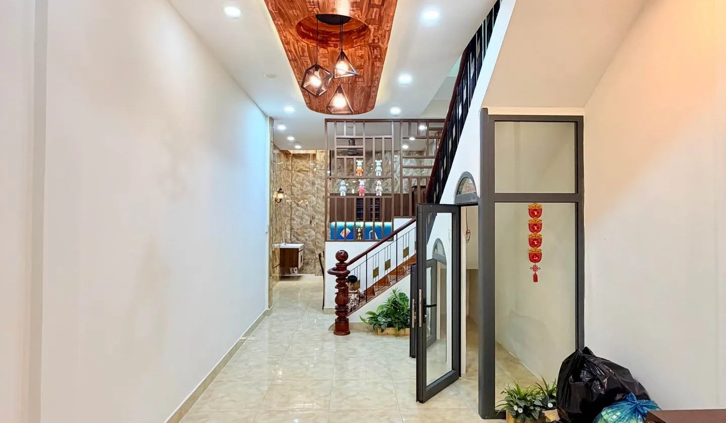 NGAY KHU PHAN XÍCH LONG PHÚ NHUẬN - 50m2 - 2PN có thể cơi nơi - HẺM THÔNG TỨ TUNG - NHÀ CÒN RẤT MỚi... Bán nhà riêng tại Cầu Kiệu, Hồ Chí Minh 01