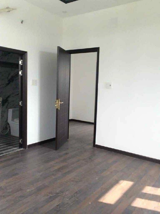Bán nhà ở đường D2 Long Bình quận 9 tại Hồ Chí Minh 03