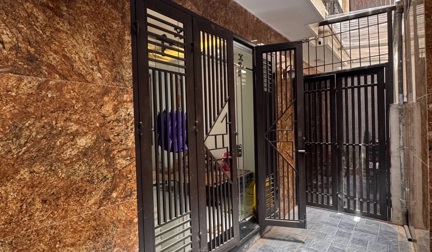 Cơ hội vàng sở hữu nhà mới 5 tầng tại phố Đại La, Hai Bà Trưng, giá chỉ 6,9 tỷ.... Bán nhà riêng tại Bạch Mai, Hà Nội 01