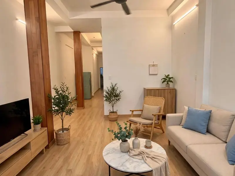 Ngay Chợ 200 Xóm Chiếu - Hẻm xe tải - 2 Tầng - 85m2 - Ngang gần 6m... Bán nhà riêng tại Xóm Chiếu, Hồ Chí Minh 01
