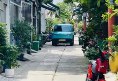 Bán nhà đường số 20 sát Lê Văn Quới, hẻm xe hơi thông, 40m2, tiện xây mới, giá sốc nhỉnh 3 tỉ... Bán nhà riêng tại Bình Hưng Hòa, Hồ Chí Minh 03