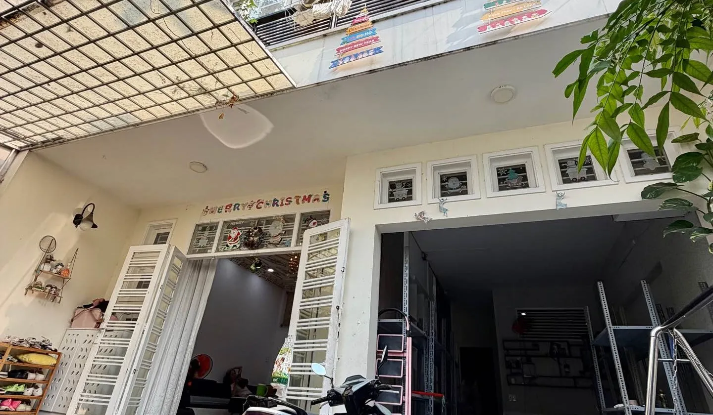 Bán nhà rộng 8x20m, Gần Emart Phan Huy Ích,3 tầng, ô tô vào sân.... Bán nhà riêng tại An Hội Tây, Hồ Chí Minh 01