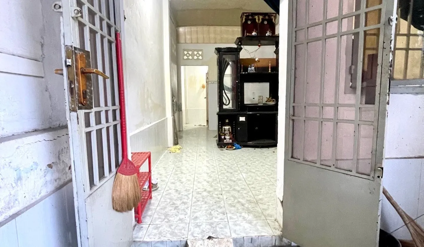 Bán nhà riêng quận Tân Bình diện tích 27m2, hẻm xe hơi, gần công viên và chợ Tân Trụ, nhỉnh 3 tỷ.... Bán nhà riêng tại Tân Sơn, Hồ Chí Minh 01