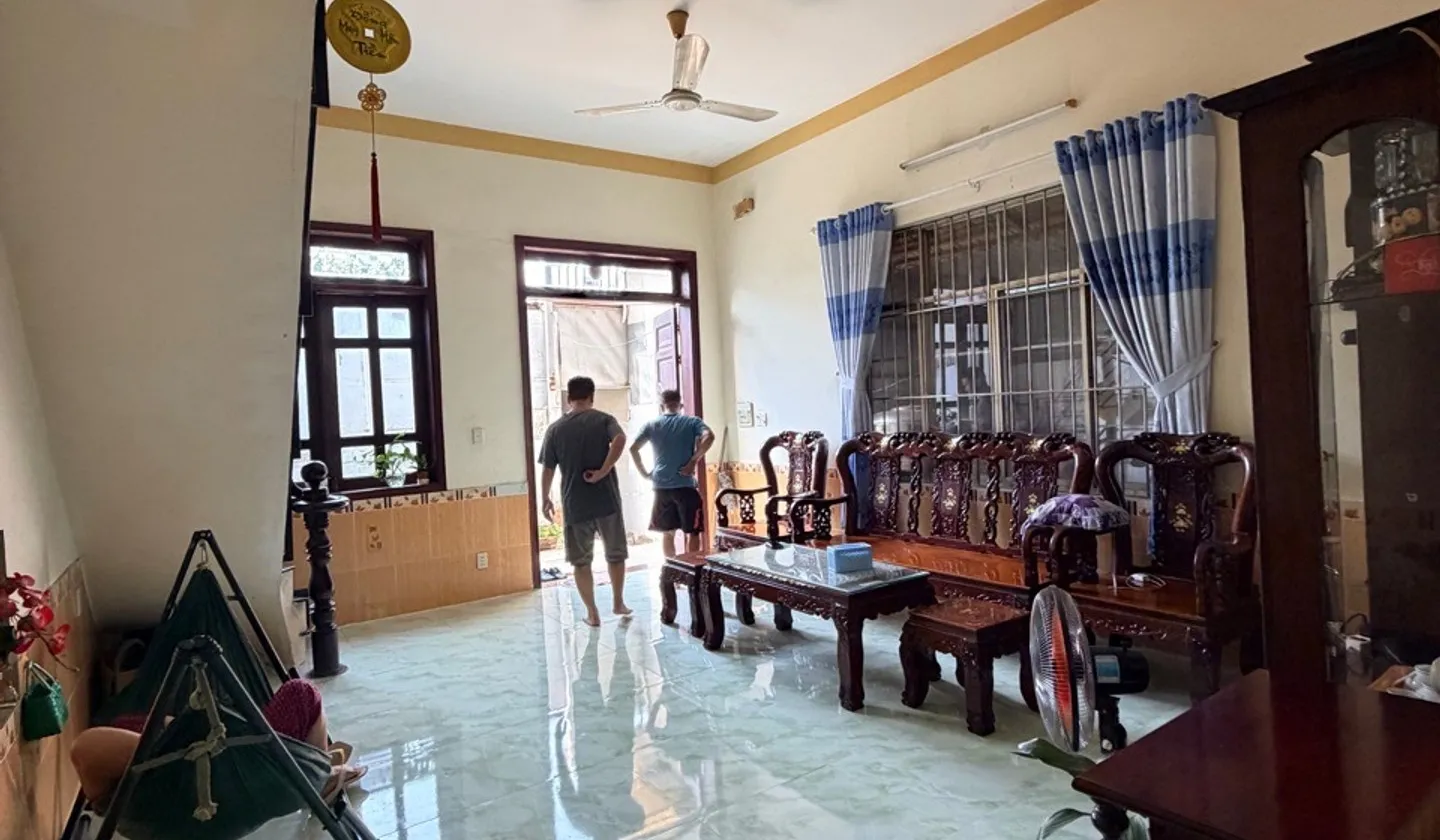NHÀ MT ĐƯỜNG 10M – XE TẢI TRÁNH – 100M² – NGANG 8M – 4PN – 4WC... Bán nhà mặt phố tại Phú Thuận, Hồ Chí Minh 01
