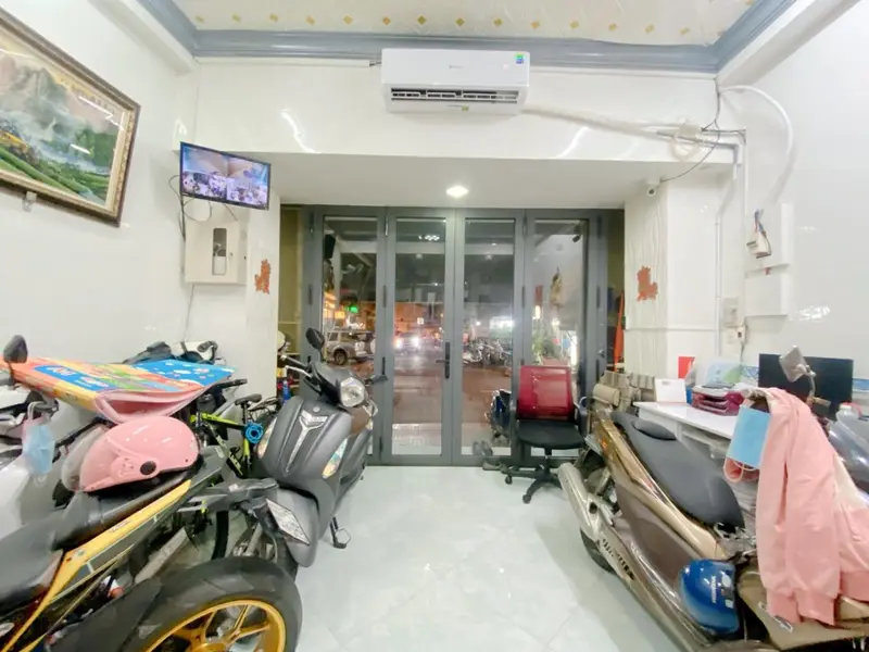 Bán nhà mặt phố tại phường 9, quận Tân Bình, diện tích 61m2, mặt tiền 4.2m, 4 tầng, giá 15.9 tỷ... Bán nhà mặt phố tại Tân Hòa, Hồ Chí Minh 01