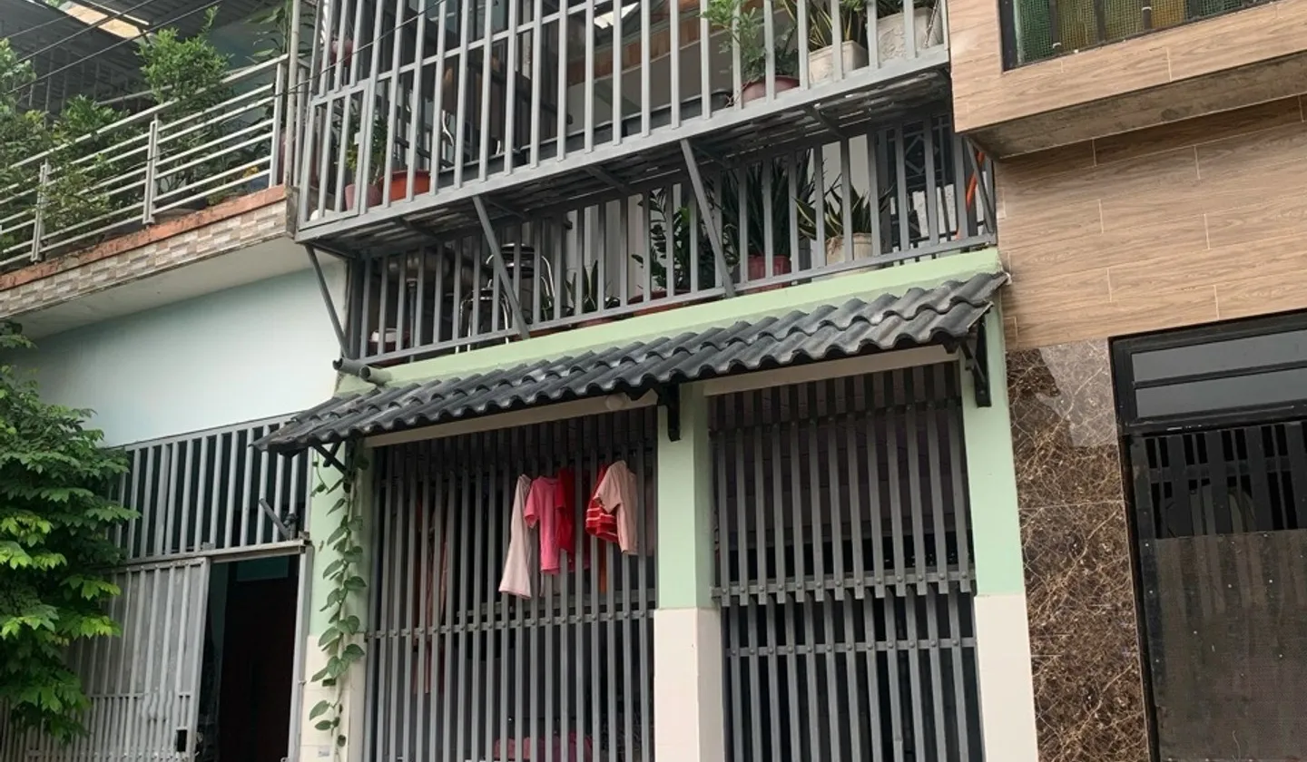 NHỈNH 2 TỶ. NHÀ 2 TẦNG SỔ RIÊNG HXH 6M NGAY ĐƯỜNG LÝ THƯỜNG KIỆT SÁT BÊN VICOM PLAZA DĨ AN... Bán nhà riêng tại Dĩ An, Hồ Chí Minh 01
