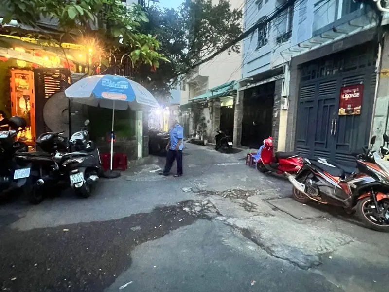 Nhà 5 Tầng Hẻm Xe Tải Tô Hiến Thành - Giá Tốt Cho Gia Đình Hiện Đại... Bán nhà riêng tại Hòa Hưng, Hồ Chí Minh 01