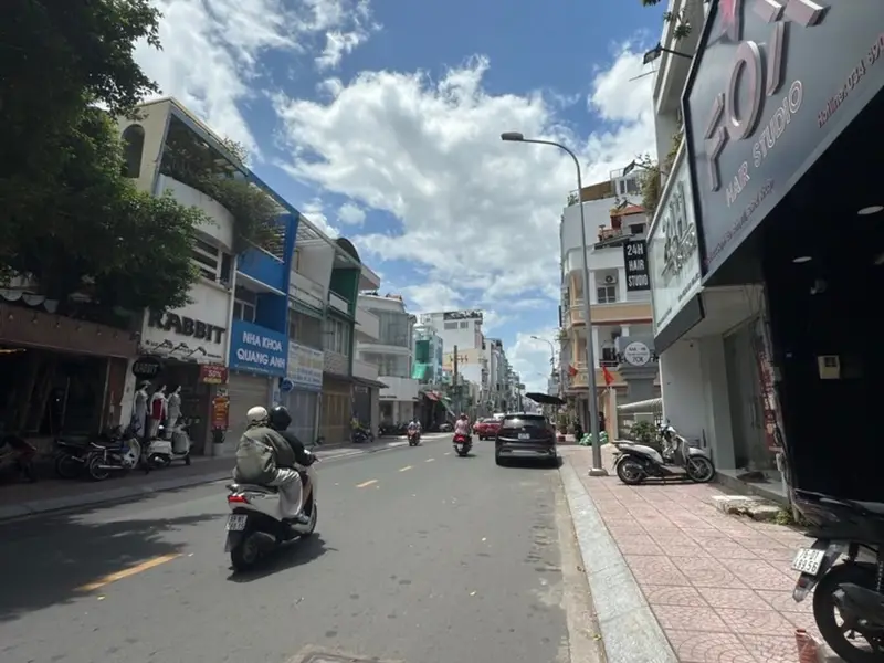 Nhà mặt phố Huỳnh Văn Bánh - Kinh doanh đỉnh, ngang khủng... Bán nhà mặt phố tại Phú Nhuận, Hồ Chí Minh 01