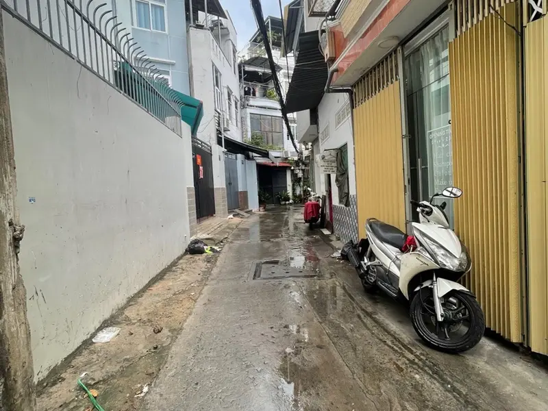 Bán nhà 2 tầng hẻm xe hơi Nguyễn Thượng Hiền, diện tích 16.4m2, giá 3.2 tỷ có thương lượng... Bán nhà riêng tại Bình Lợi Trung, Hồ Chí Minh 01