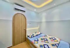 🏡 CHỢ BÀ CHIỂU – GIÁP QUẬN 1 – NHÀ ĐẸP 3 TẦNG – 4PN

✨ Nhà BTCT 1 trệt 2 lầu, 4PN – 3WC, nội thất... Bán nhà riêng tại Gia Định, Hồ Chí Minh 16