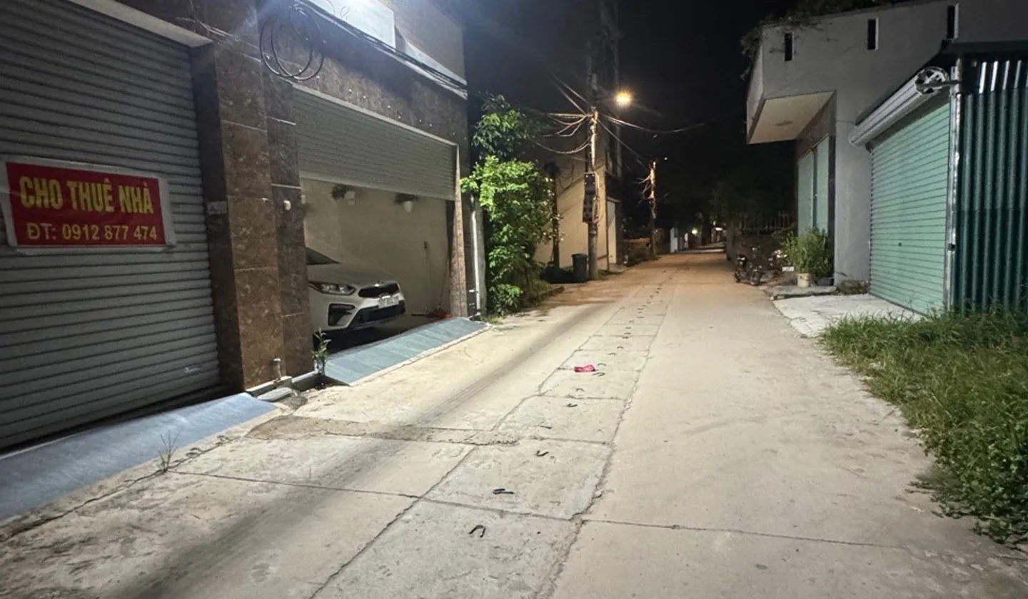 Bán đất mặt tiền 6,5m tại Mê Linh, Hà Nội - Vị trí đẹp, sổ đỏ chính chủ... Bán đất tại Quang Minh, Hà Nội 01