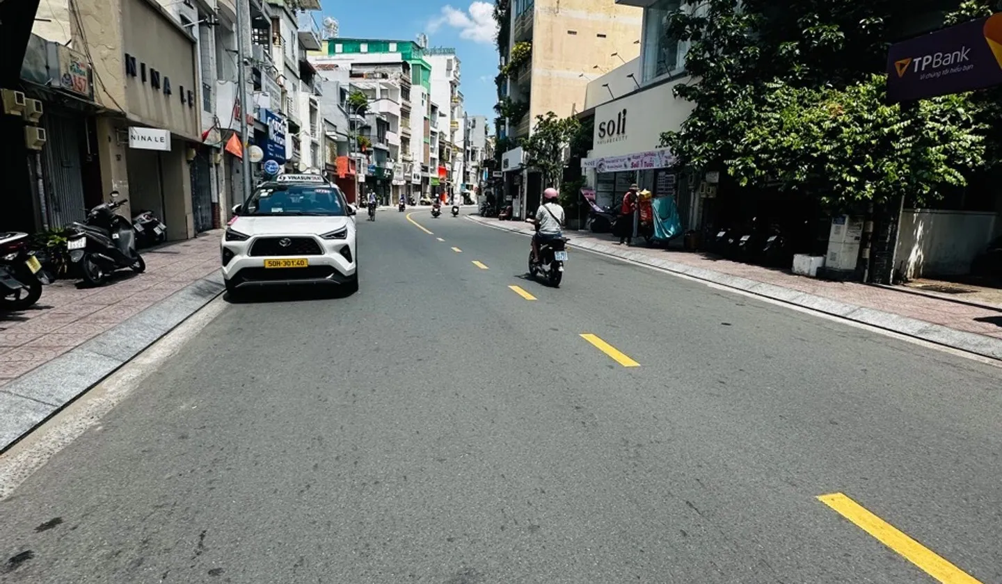 Cơ Hội Vàng Sở Hữu Nhà Mặt Tiền Kinh Doanh Đắc Địa Quận Phú Nhuận... Bán nhà mặt phố tại Phú Nhuận, Hồ Chí Minh 01