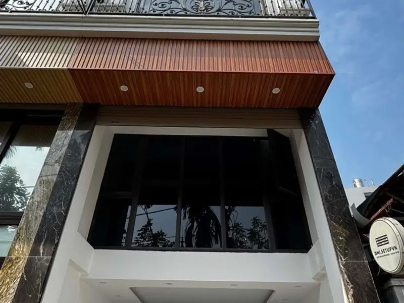 Bán nhà 7 tầng có thang máy gần khu đô thị Ciputra, Hà Nội... Bán nhà riêng tại Phú Thượng, Hà Nội 01