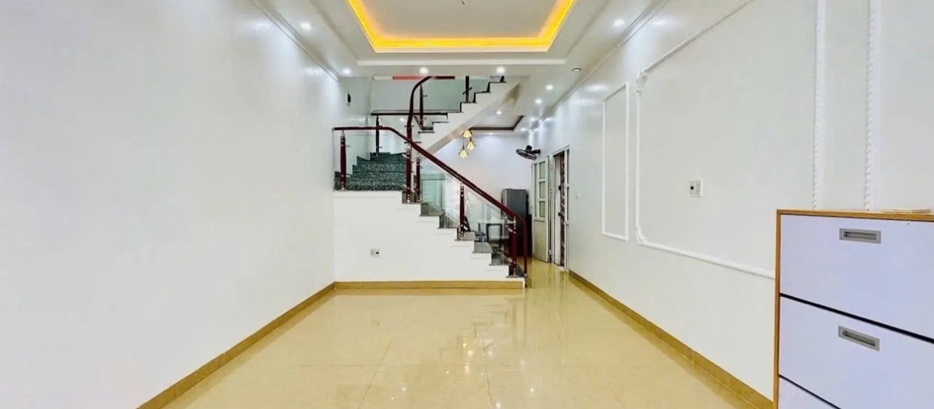 Bán nhà riêng 3 tầng lô góc tại xã Phương Lưu, diện tích 47 m2, pháp lý cơ sở... Bán nhà riêng tại Đông Hải, Hải Phòng 01