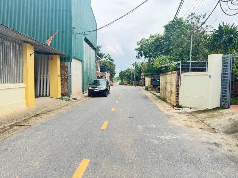 🌺 KINH DOANH - OTO TRÁNH - LƯU KHÔNG TRƯỚC ĐẤT - CÁCH ĐƯỜNG 131 CHỈ 400M🌺
Hiền Lương, Hiền Ninh,... Bán owner_side tại Nội Bài, Hà Nội 01