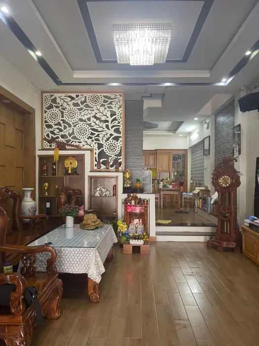 Nhà đường 10m Nguyễn Sỹ Sách, 5.5x17m, 3 tầng... Bán owner_side tại Tân Bình, Hồ Chí Minh 01