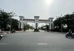 Biệt thự sang trọng khu nhà giàu gần sân Golf TSN với không gian rộng lớn và tiện ích đỉnh cao... Bán nhà riêng tại Tân Sơn, Hồ Chí Minh 01