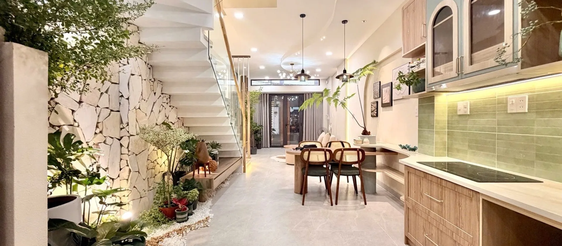 Bán nhà riêng 4 tầng diện tích 48.3m² tại phường Tân Sơn, TP.HCM với giá 8.5 tỷ... Bán nhà riêng tại Tân Sơn, Hồ Chí Minh 01