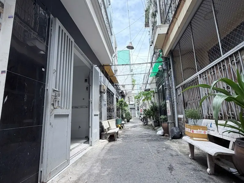 Bán nhà 2 tầng 49m2 Tân Kỳ Tân Quý, giá 4.8 tỷ thương lượng... Bán nhà riêng tại Tân Sơn Nhì, Hồ Chí Minh 01