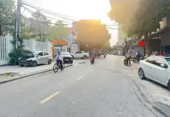 🌺NHÀ GỖ 2 TẦNG MÁT LẠNH SIÊU ĐẸP - NHÀ 2 MẶT ĐƯỜNG OTO TRÁNH KINH DOANH VỈE HÈ ĐÁ BÓNG... Bán nhà mặt phố tại Thiên Lộc, Hà Nội 01