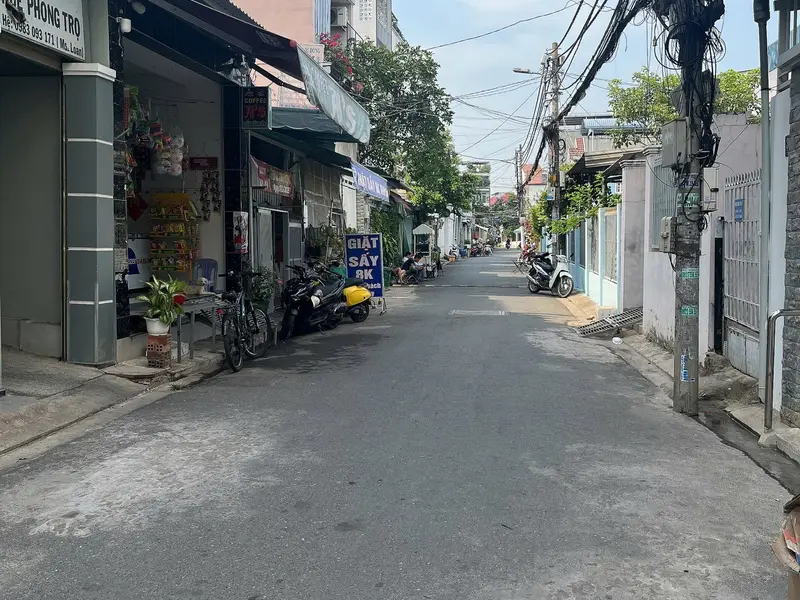 Cơ hội sở hữu nhà mặt phố Phú Thuận giá tốt với thang máy hiện đại... Bán nhà mặt phố tại Phú Thuận, Hồ Chí Minh 01