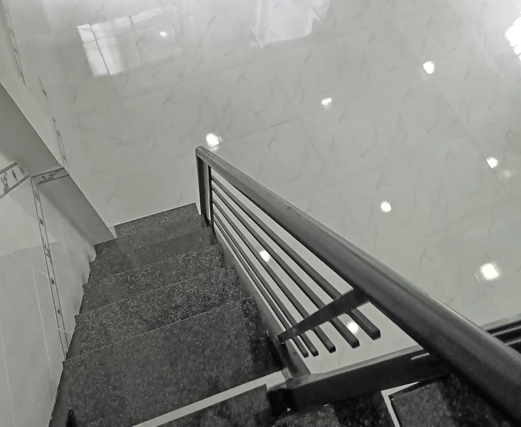 Bán nhà đẹp, gần mặt tiền phạm Hùng quận 8, 2tầng, hẻm rộng thông, chỉ nhỉnh 3tỷ... Bán nhà riêng tại Chánh Hưng, Hồ Chí Minh 01