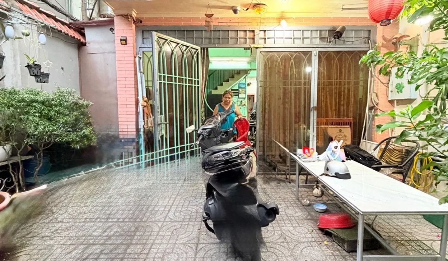 Vị trí đẹp căn góc gần mặt tiền Trường Sa, gần Út Tịch.....khu kinh doanh sầm uất ngày đêm... Bán nhà riêng tại Tân Sơn Hòa, Hồ Chí Minh 01