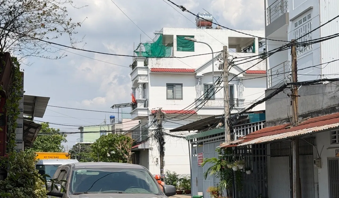 Bán nhà riêng 3 tầng tại Thới Tam Thôn, diện tích 100m², pháp lý đầy đủ... Bán nhà riêng tại Đông Thạnh, Hồ Chí Minh 01