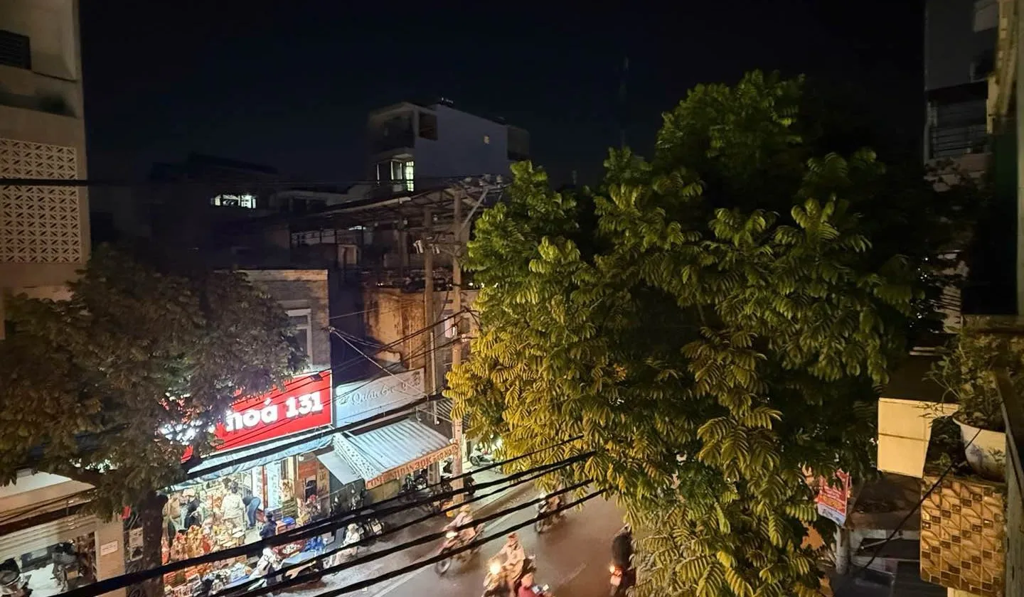 Cơ Hội Vàng Sở Hữu Nhà Mặt Phố Đẹp Quận 8 Với Giá Ưu Đãi Đặc Biệt... Bán nhà mặt phố tại Chánh Hưng, Hồ Chí Minh 01