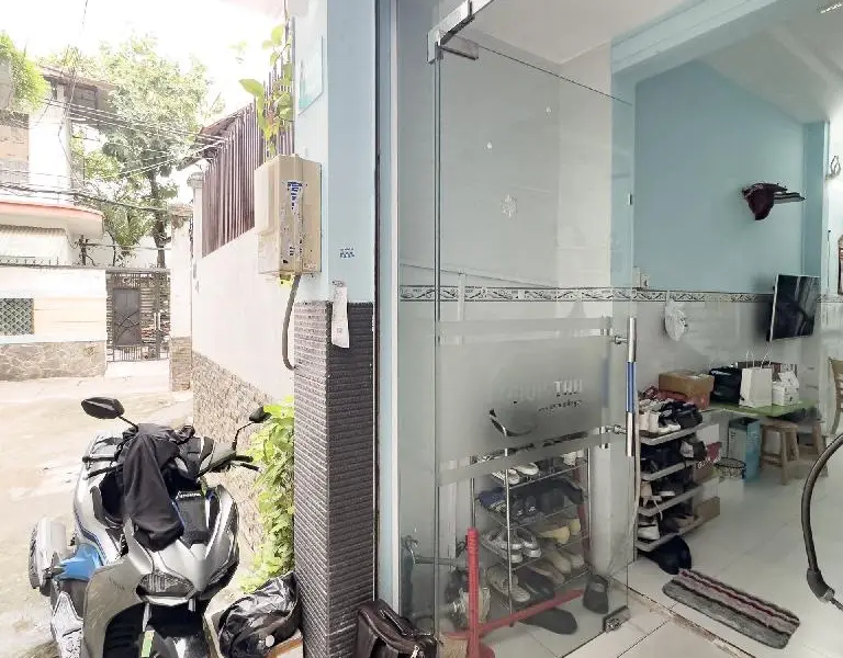 Bán nhà 2 tầng gần khu VIP Bắc Hải, yên tĩnh và an ninh... Bán nhà riêng tại Tân Hòa, Hồ Chí Minh 01